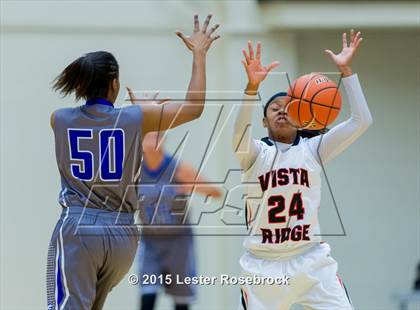 Thumbnail 2 in Vista Ridge vs. Georgetown (5A Regional Final) photogallery.