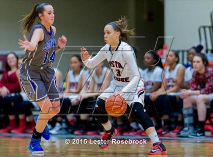 Thumbnail 2 in Vista Ridge vs. Georgetown (5A Regional Final) photogallery.