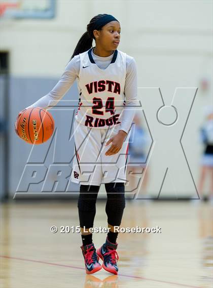 Thumbnail 2 in Vista Ridge vs. Georgetown (5A Regional Final) photogallery.