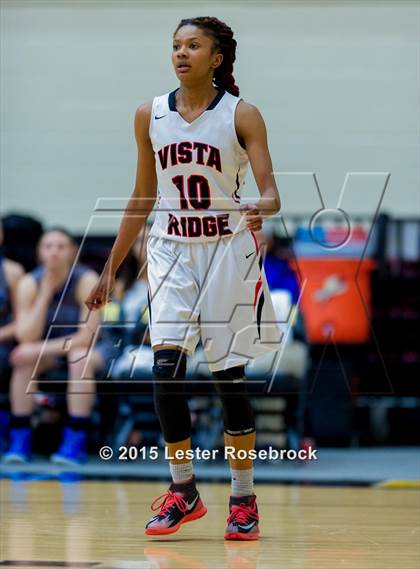Thumbnail 1 in Vista Ridge vs. Georgetown (5A Regional Final) photogallery.