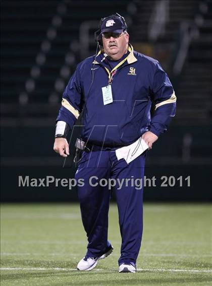 Thumbnail 1 in Aquinas Institute vs. Sweet Home (NYSPHSAA Western Regional) photogallery.