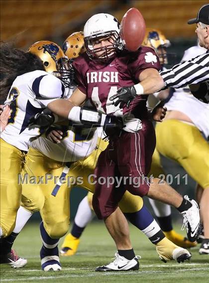 Thumbnail 3 in Aquinas Institute vs. Sweet Home (NYSPHSAA Western Regional) photogallery.
