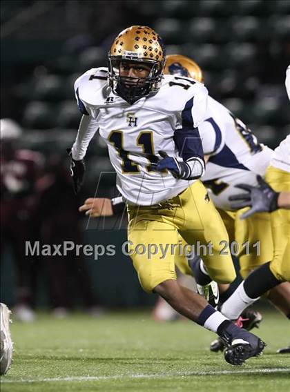 Thumbnail 2 in Aquinas Institute vs. Sweet Home (NYSPHSAA Western Regional) photogallery.