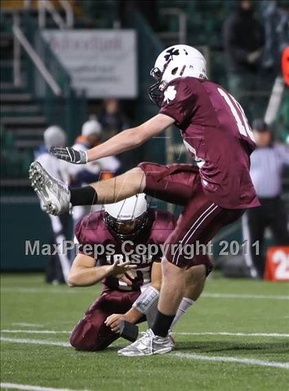 Thumbnail 1 in Aquinas Institute vs. Sweet Home (NYSPHSAA Western Regional) photogallery.