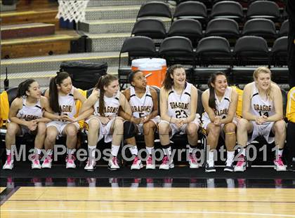 Thumbnail 3 in Bishop O'Dowd vs. Sacramento (CIF NorCal D3 Regional Final) photogallery.