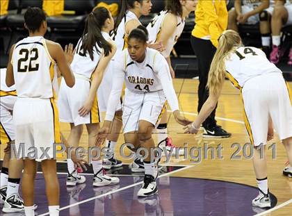 Thumbnail 3 in Bishop O'Dowd vs. Sacramento (CIF NorCal D3 Regional Final) photogallery.