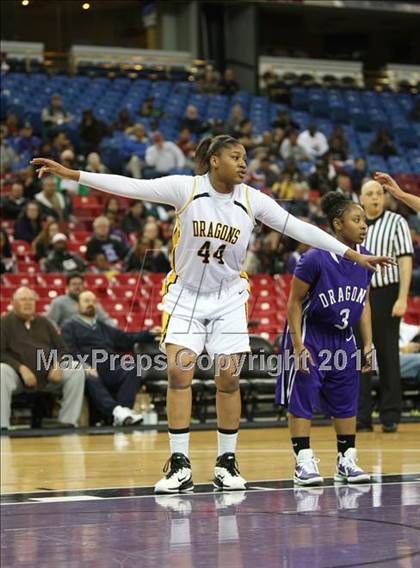 Thumbnail 1 in Bishop O'Dowd vs. Sacramento (CIF NorCal D3 Regional Final) photogallery.