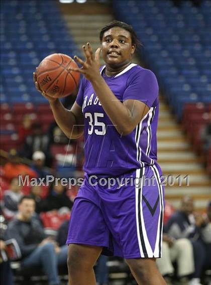 Thumbnail 1 in Bishop O'Dowd vs. Sacramento (CIF NorCal D3 Regional Final) photogallery.