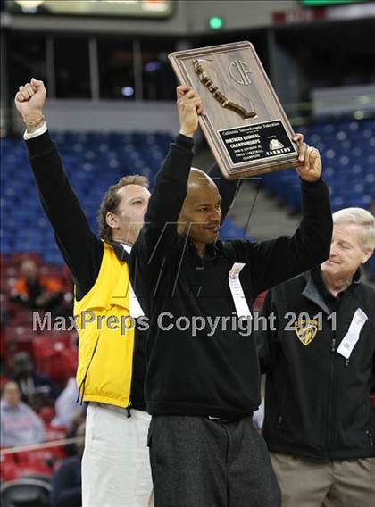 Thumbnail 2 in Bishop O'Dowd vs. Sacramento (CIF NorCal D3 Regional Final) photogallery.