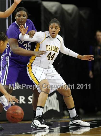 Thumbnail 2 in Bishop O'Dowd vs. Sacramento (CIF NorCal D3 Regional Final) photogallery.