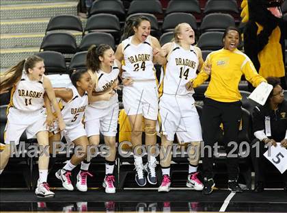 Thumbnail 2 in Bishop O'Dowd vs. Sacramento (CIF NorCal D3 Regional Final) photogallery.