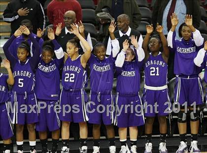 Thumbnail 3 in Bishop O'Dowd vs. Sacramento (CIF NorCal D3 Regional Final) photogallery.