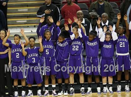 Thumbnail 1 in Bishop O'Dowd vs. Sacramento (CIF NorCal D3 Regional Final) photogallery.