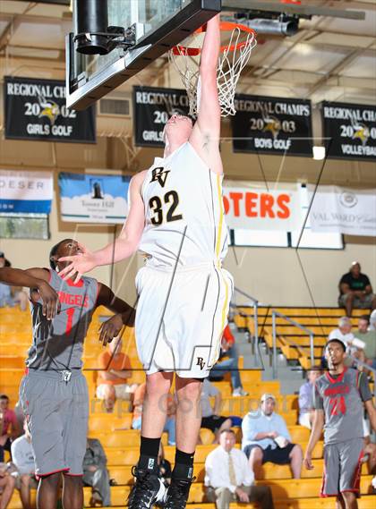 Thumbnail 2 in Denver East vs. Bishop Verot (City of Palms Classic) photogallery.