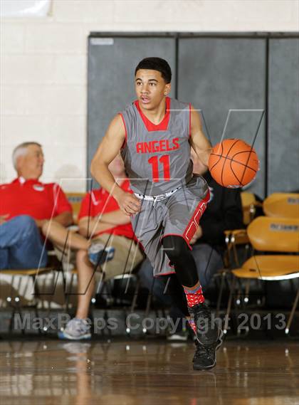 Thumbnail 3 in Denver East vs. Bishop Verot (City of Palms Classic) photogallery.