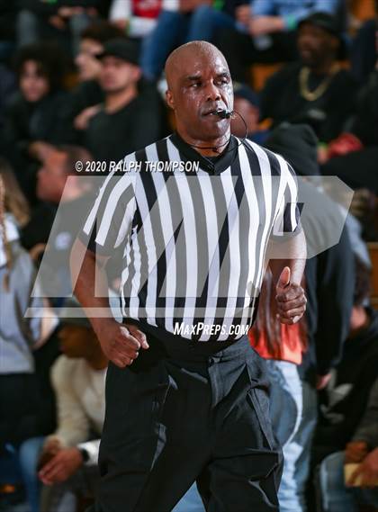 Thumbnail 1 in Folsom vs. St. Patrick-St. Vincent (Adidas Challenge) photogallery.