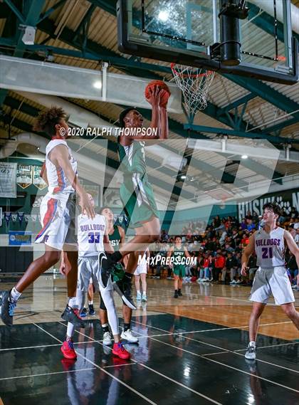 Thumbnail 3 in Folsom vs. St. Patrick-St. Vincent (Adidas Challenge) photogallery.