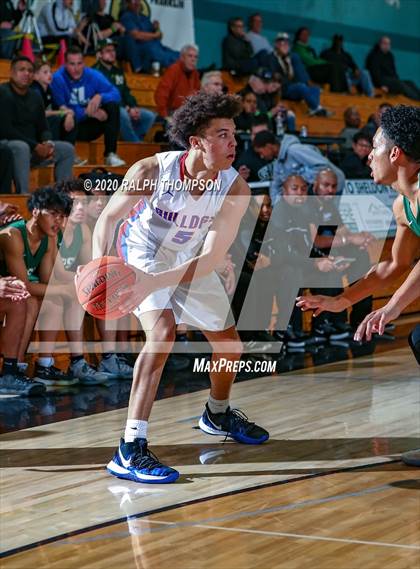 Thumbnail 1 in Folsom vs. St. Patrick-St. Vincent (Adidas Challenge) photogallery.