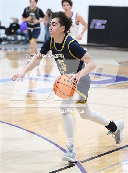 Thumbnail 3 in Yuma Catholic @ Northwest Christian photogallery.