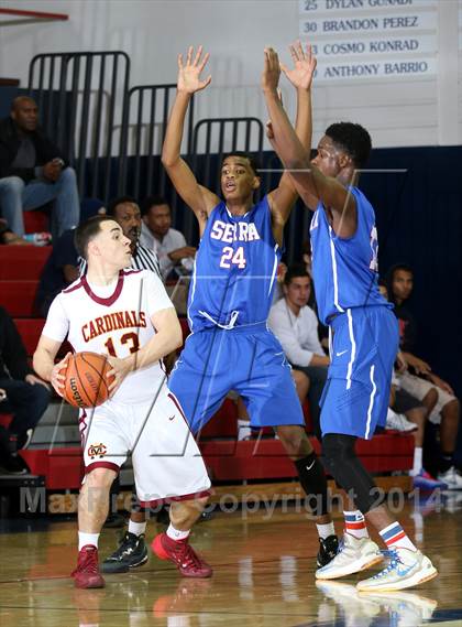 Thumbnail 3 in Cantwell-Sacred Heart vs. Serra (Lancers Hoops Showdown) photogallery.
