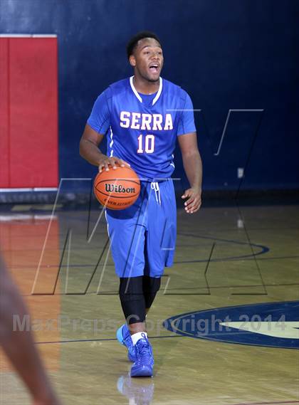 Thumbnail 2 in Cantwell-Sacred Heart vs. Serra (Lancers Hoops Showdown) photogallery.