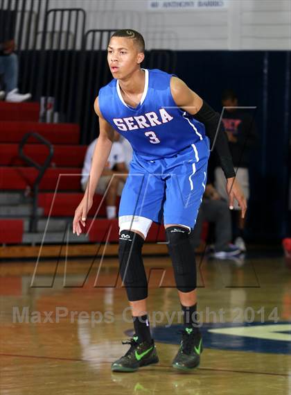 Thumbnail 2 in Cantwell-Sacred Heart vs. Serra (Lancers Hoops Showdown) photogallery.