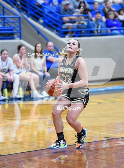 Thumbnail 1 in Comanche @ Lipan photogallery.