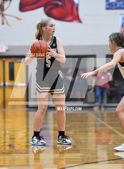 Thumbnail 1 in Comanche @ Lipan photogallery.