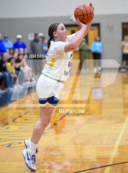 Thumbnail 2 in Comanche @ Lipan photogallery.