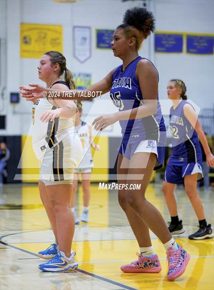 Thumbnail 2 in Batavia @ Honeoye Falls-Lima photogallery.