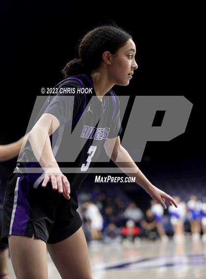Thumbnail 2 in Rincon/University vs Sunnyside (MLK Basketball Classic) photogallery.