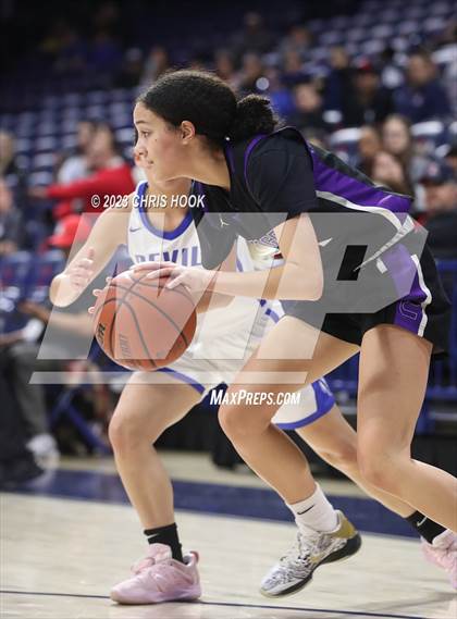 Thumbnail 3 in Rincon/University vs Sunnyside (MLK Basketball Classic) photogallery.