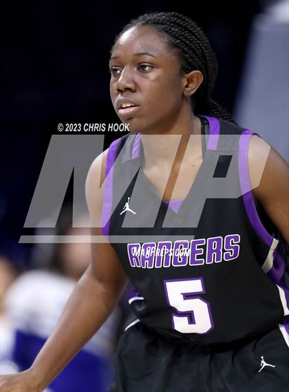 Thumbnail 2 in Rincon/University vs Sunnyside (MLK Basketball Classic) photogallery.