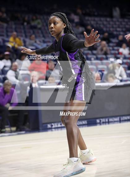 Thumbnail 2 in Rincon/University vs Sunnyside (MLK Basketball Classic) photogallery.