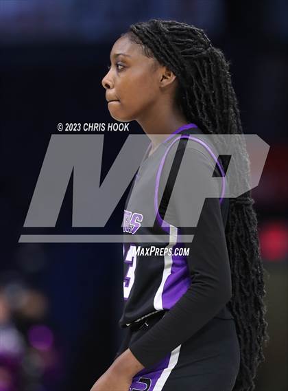 Thumbnail 2 in Rincon/University vs Sunnyside (MLK Basketball Classic) photogallery.