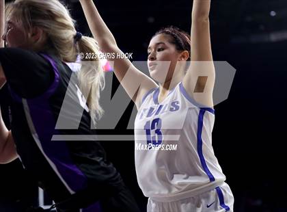 Thumbnail 1 in Rincon/University vs Sunnyside (MLK Basketball Classic) photogallery.