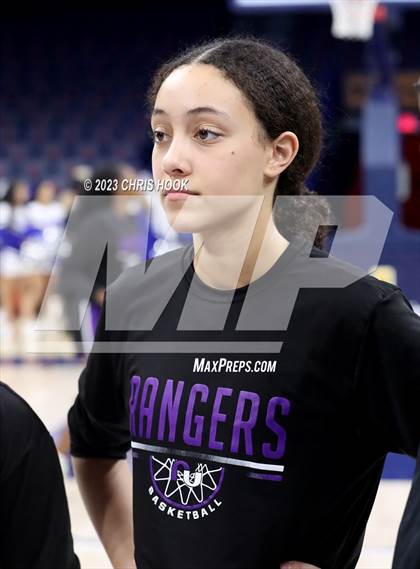 Thumbnail 2 in Rincon/University vs Sunnyside (MLK Basketball Classic) photogallery.