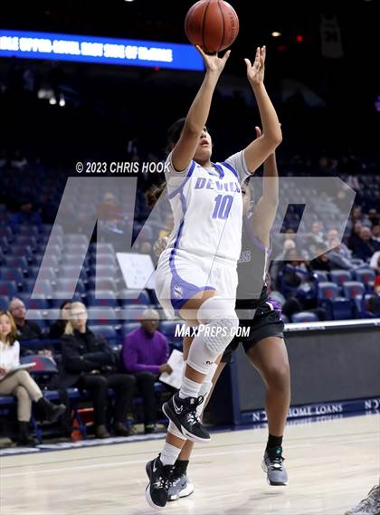 Thumbnail 1 in Rincon/University vs Sunnyside (MLK Basketball Classic) photogallery.