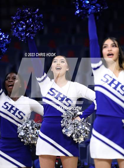 Thumbnail 3 in Rincon/University vs Sunnyside (MLK Basketball Classic) photogallery.