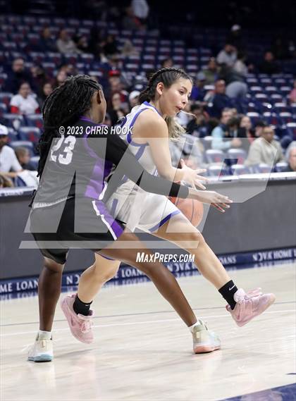 Thumbnail 1 in Rincon/University vs Sunnyside (MLK Basketball Classic) photogallery.