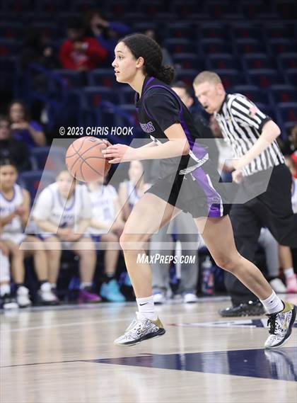 Thumbnail 1 in Rincon/University vs Sunnyside (MLK Basketball Classic) photogallery.