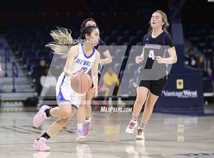 Thumbnail 2 in Rincon/University vs Sunnyside (MLK Basketball Classic) photogallery.