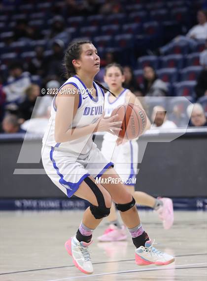 Thumbnail 3 in Rincon/University vs Sunnyside (MLK Basketball Classic) photogallery.