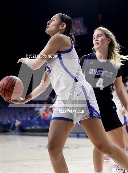 Thumbnail 1 in Rincon/University vs Sunnyside (MLK Basketball Classic) photogallery.
