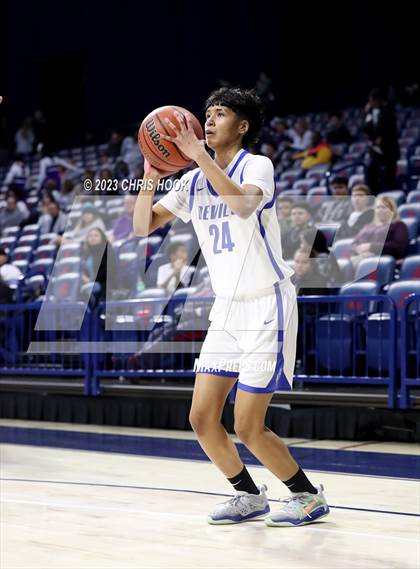 Thumbnail 3 in Rincon/University vs Sunnyside (MLK Basketball Classic) photogallery.