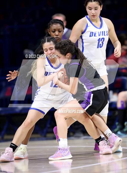 Thumbnail 3 in Rincon/University vs Sunnyside (MLK Basketball Classic) photogallery.
