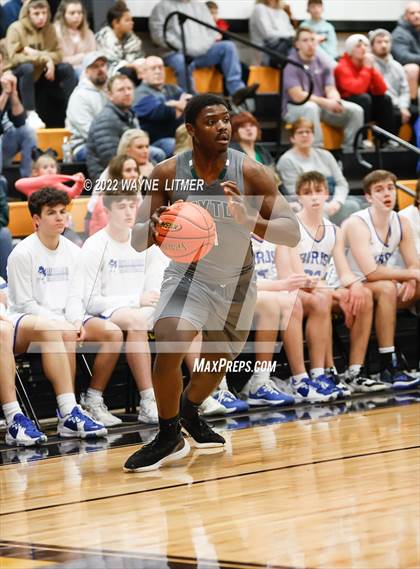 Thumbnail 1 in Dayton vs Highlands (36th District Tournament) photogallery.