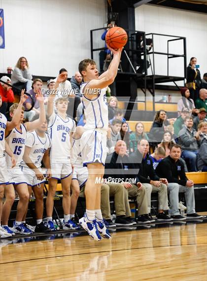 Thumbnail 3 in Dayton vs Highlands (36th District Tournament) photogallery.