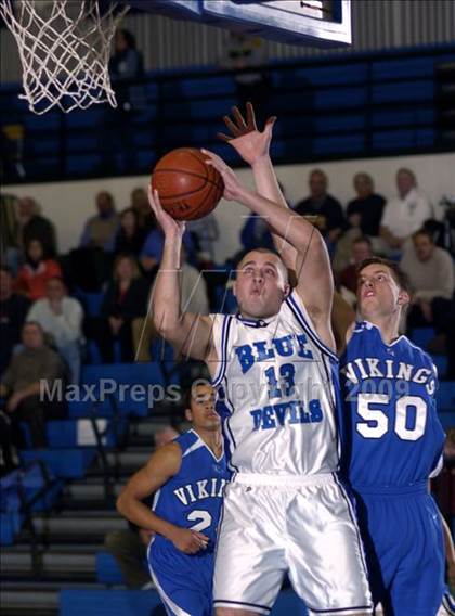 Thumbnail 1 in Grand Island @ Kenmore West photogallery.