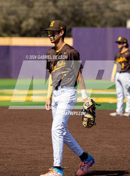 Thumbnail 3 in Victoria East vs. Hanna (McAllen Tournament) photogallery.